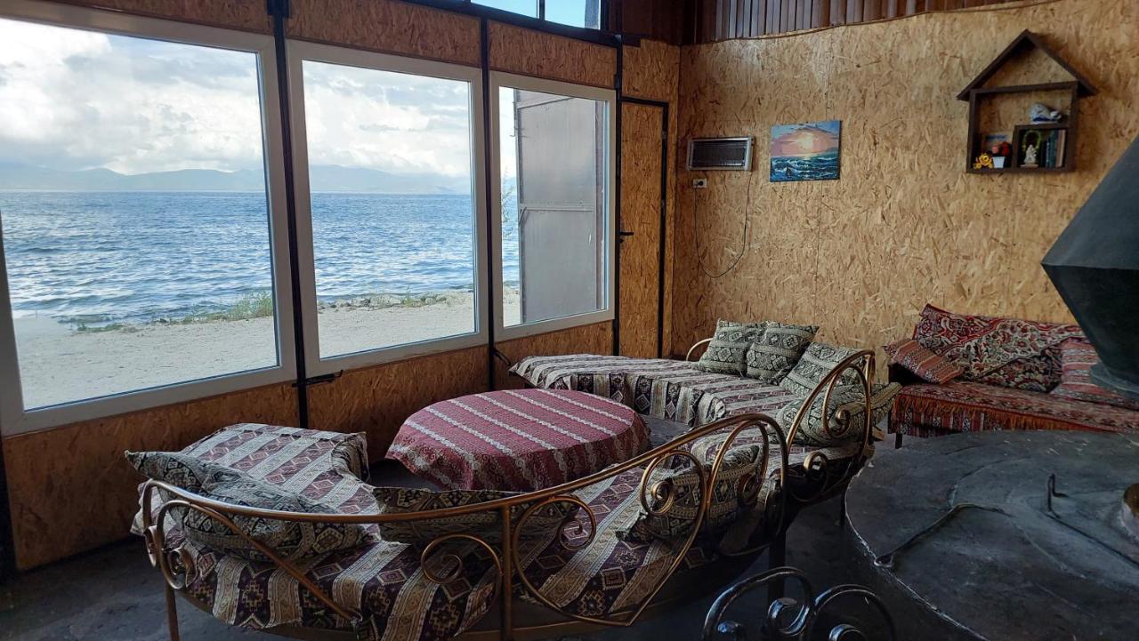 Sevan - Tsovazard Beach House Екстериор снимка